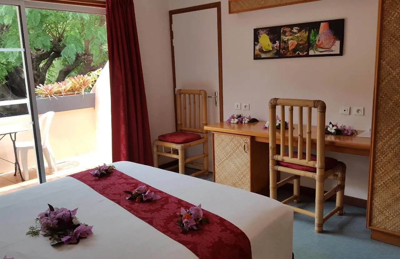 Hotel Hibiscus Papetoai